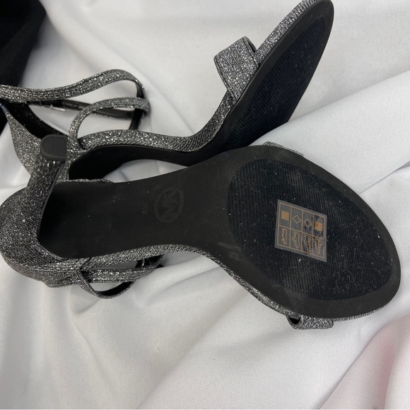 Michael Michael Kors heels glitter silver gray black women 8M NWOT - Picture 5 of 9
